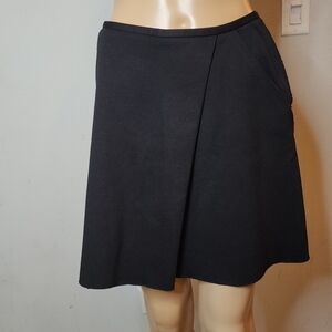 Aritzia Wilfred Black Ponte mini Skirt with pleat. Pockets.  Estimated size XS/S